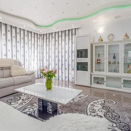 Beautiful In Tar Feriehus *