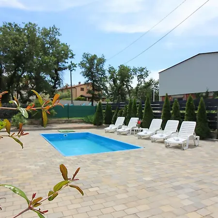 Beautiful In Tar Semesterbostad Tar-Vabriga