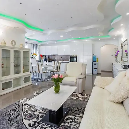 Beautiful In Tar Semesterbostad Tar-Vabriga