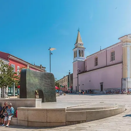 Beautiful In Tar Tar-Vabriga